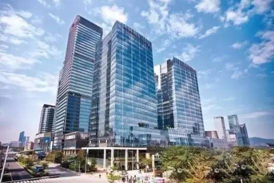 深圳市福田区中心四路嘉里建设广场第二座第层,是穆迪信息